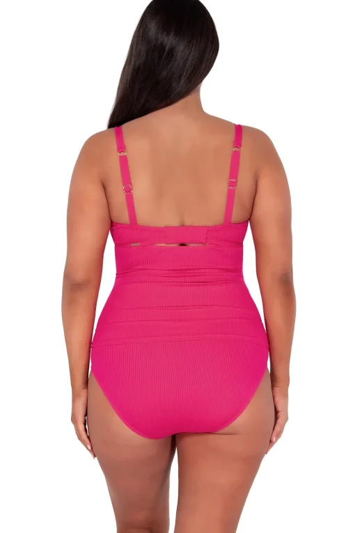 Sunsets Begonia Sandbar Rib Zuri V-Wire Tankini Top< Plus Size | Underwire