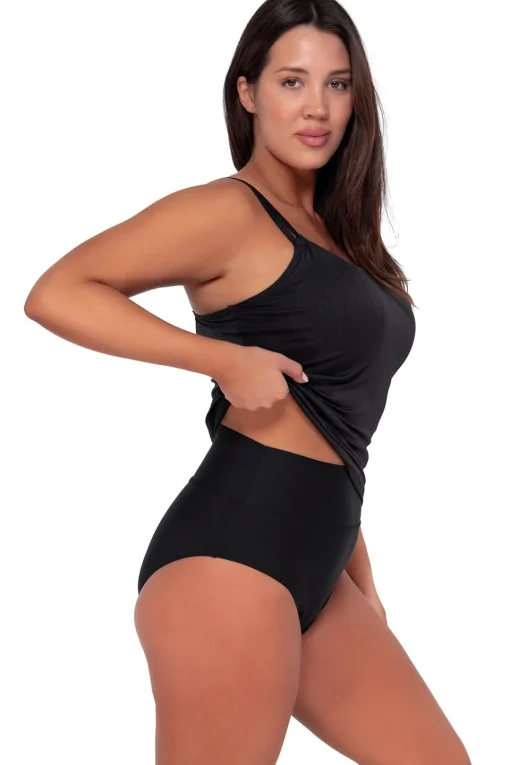Sunsets Black Seagrass Texture Taylor Tankini Top< Plus Size | Underwire