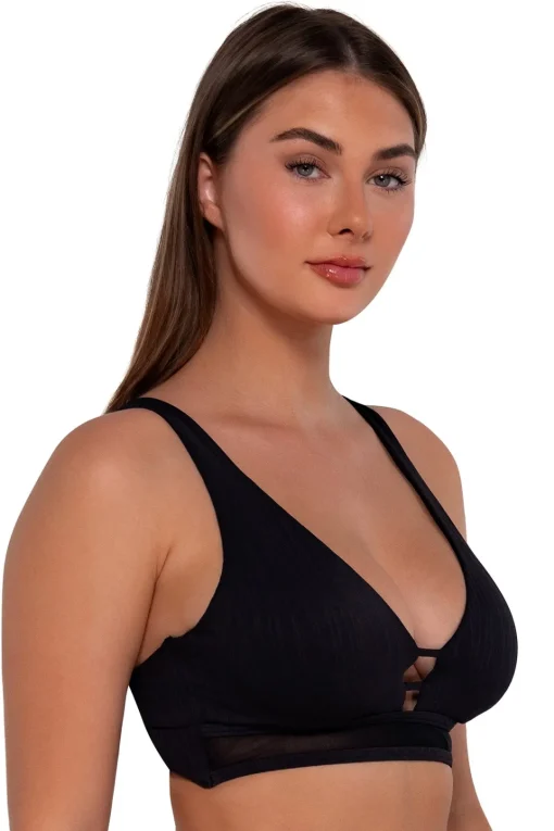 Sunsets Black Seagrass Texture Danica Top< Plus Size | Underwire