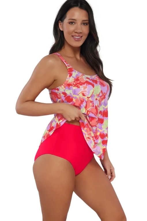 Sunsets Escape Butterfly Beach Jenna Tankini Top< Tankinis