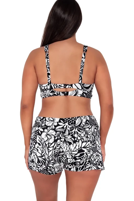 Sunsets Escape Caribbean Seagrass Texture Laguna Swim Short< Plus Size