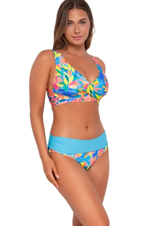 Sunsets Shoreline Petals Capri High Waist Bottom< High-Waist | Bikini Bottoms